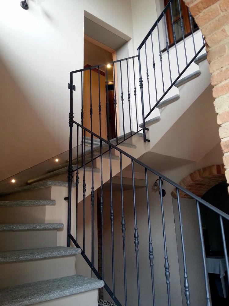 Dimora Cortese Castagnole delle Lanze Buitenkant foto