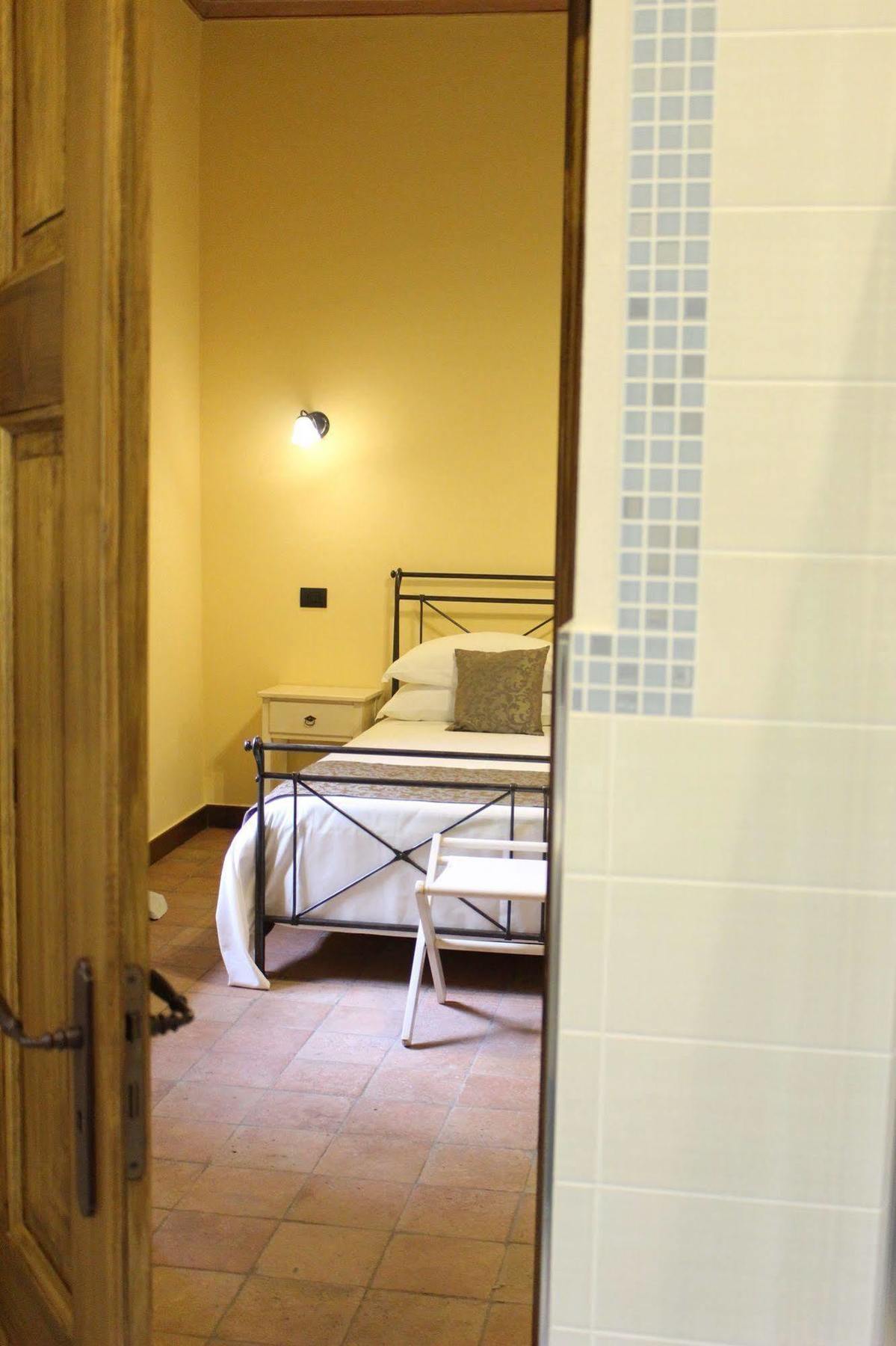 Dimora Cortese Castagnole delle Lanze Buitenkant foto